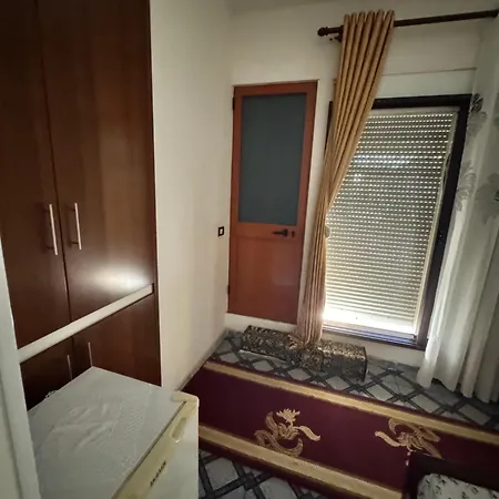 Nona * Durrës